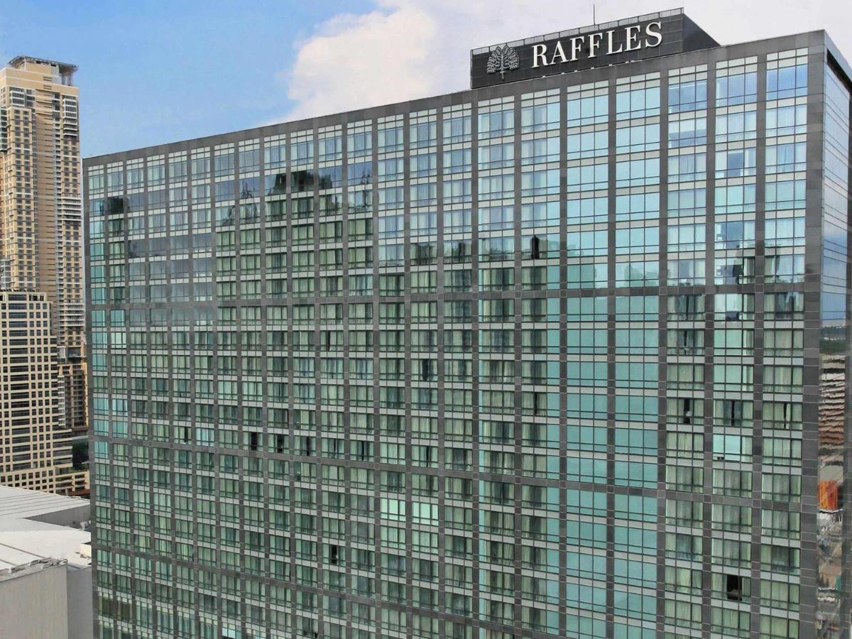 Raffles Makati Hotel Manila Exterior photo